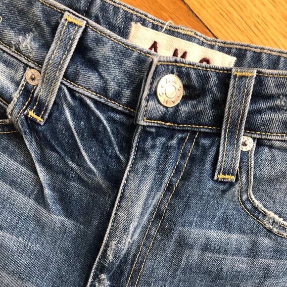AMO Bella Distressed Cropped Jeans - Picture 7 of 10